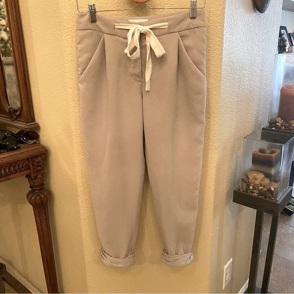 Aritzia WILFRED Women Light Gray Allant Cropped Pants Trouser Size 0